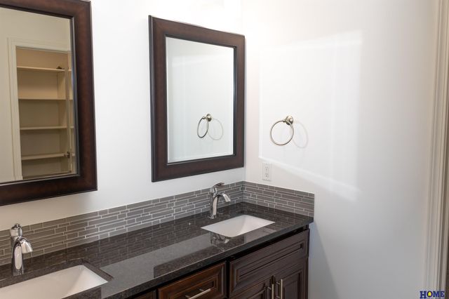 7535 Tavin Drive, Lincoln, NE 68516