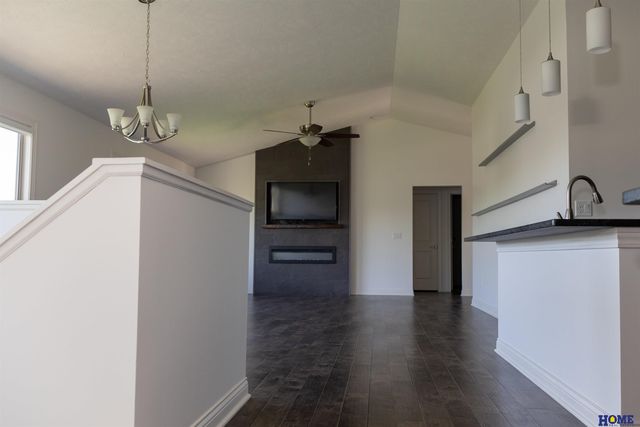 7535 Tavin Drive, Lincoln, NE 68516