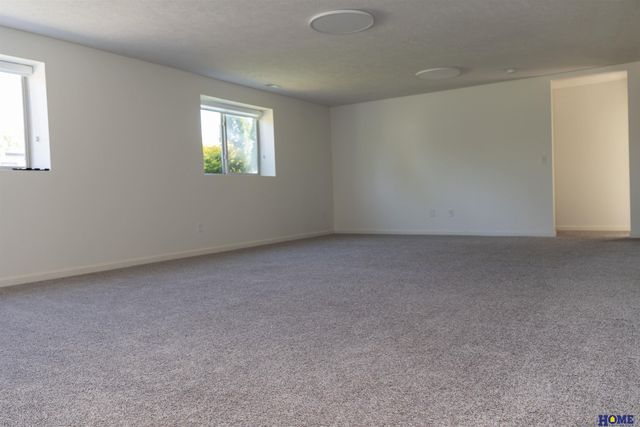 7535 Tavin Drive, Lincoln, NE 68516