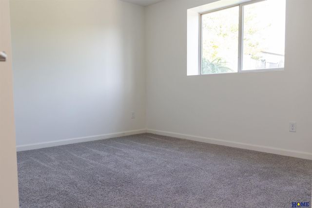 7535 Tavin Drive, Lincoln, NE 68516
