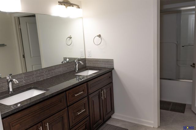 7535 Tavin Drive, Lincoln, NE 68516