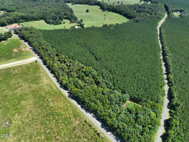 4093 Nc Highway 42 Road, Goldston, NC 27252