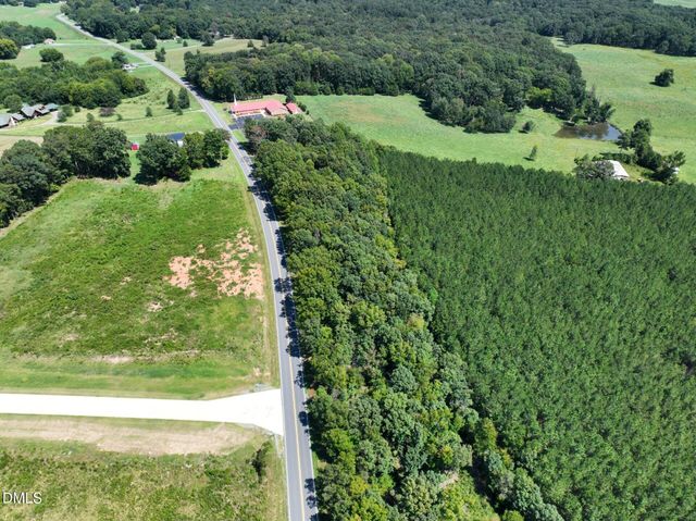 4093 Nc Highway 42 Road, Goldston, NC 27252