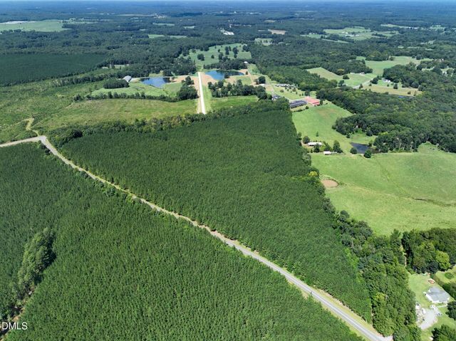 4093 Nc Highway 42 Road, Goldston, NC 27252