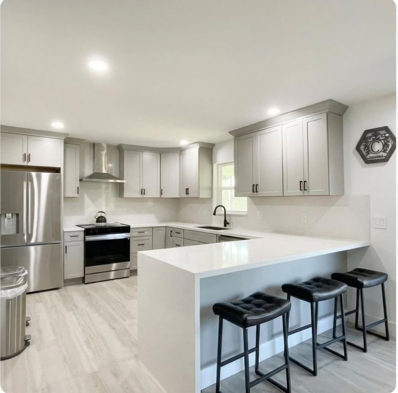 3147 NW 68th Court, Fort Lauderdale, FL 33309