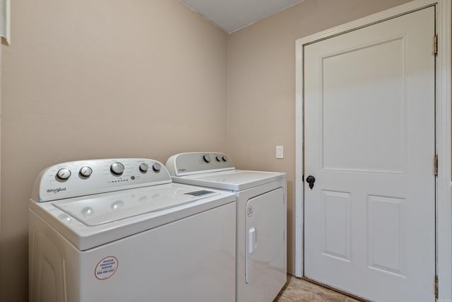 10 Balenciaga Way, Hot Springs Village, AR 71909