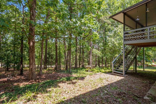 10 Balenciaga Way, Hot Springs Village, AR 71909