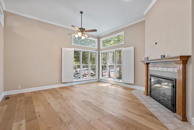 10 Balenciaga Way, Hot Springs Village, AR 71909
