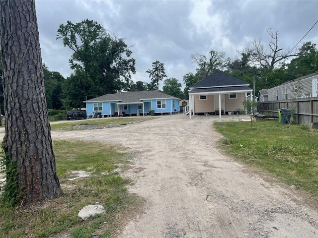 21882 Russell Drive, New Caney, TX 77357