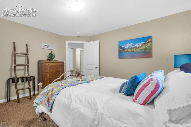 5313 Mountain Peak Point, Colorado Springs, CO 80917