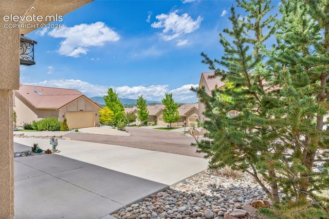5313 Mountain Peak Point, Colorado Springs, CO 80917