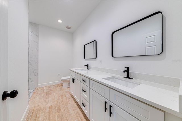 354 FISHER WAY, Ocklawaha, FL 32179