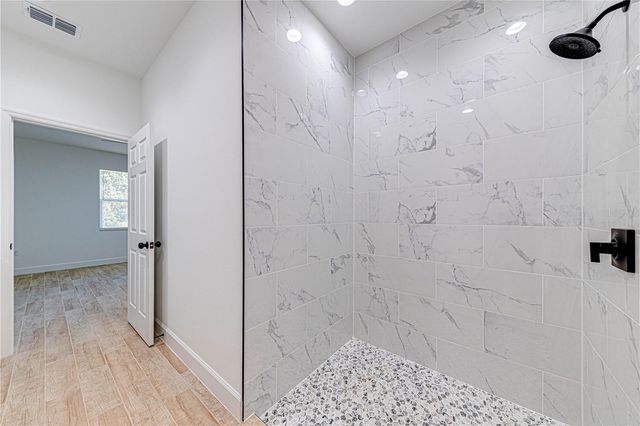 354 FISHER WAY, Ocklawaha, FL 32179