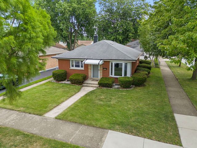 8945 Sproat Avenue, Oak Lawn, IL 60453