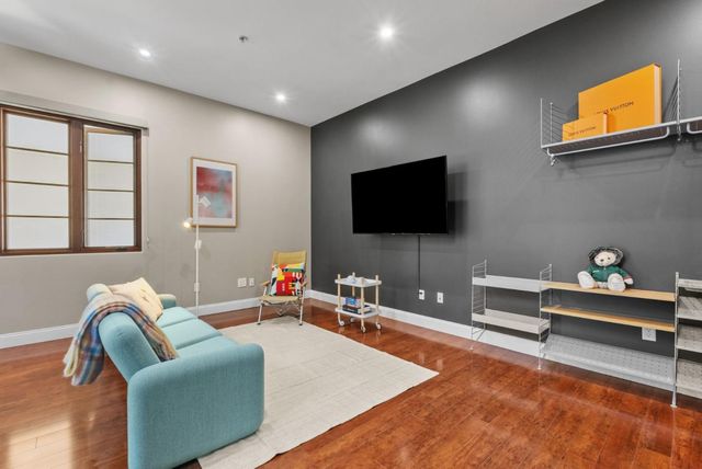 244 View Street, Mountain View, CA 94041