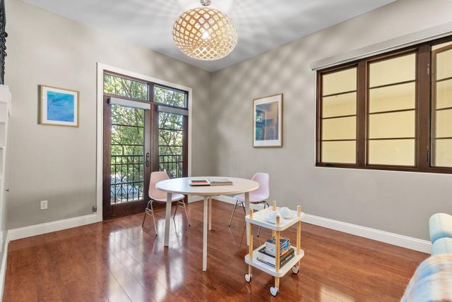 244 View Street, Mountain View, CA 94041