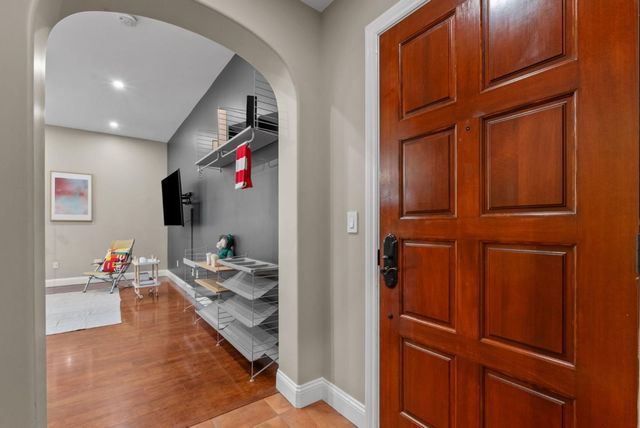 244 View Street, Mountain View, CA 94041