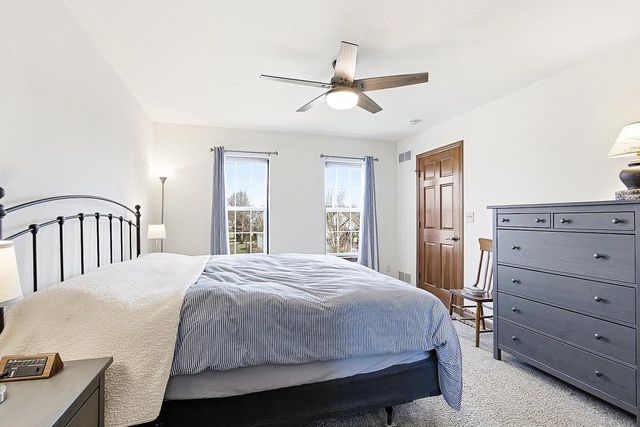 706 Bridlewood Lane, Watertown, WI 53094