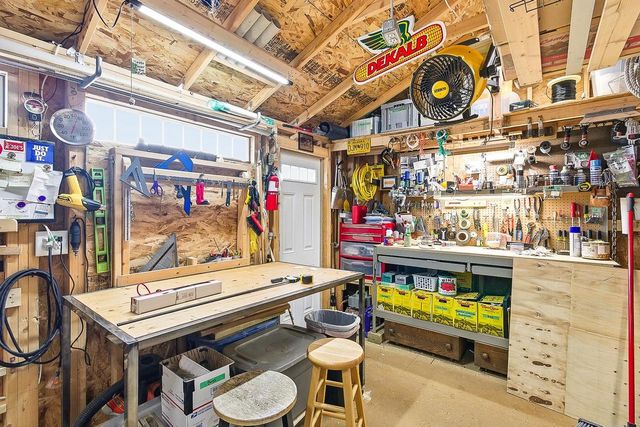 706 Bridlewood Lane, Watertown, WI 53094