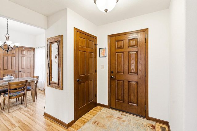 706 Bridlewood Lane, Watertown, WI 53094