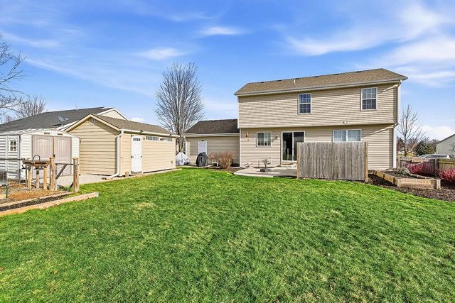 706 Bridlewood Lane, Watertown, WI 53094