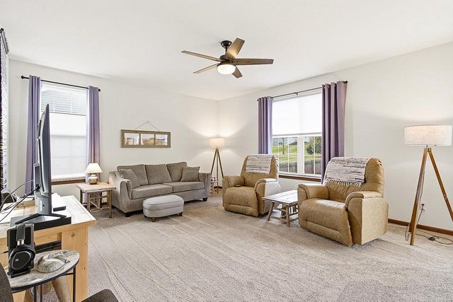 706 Bridlewood Lane, Watertown, WI 53094