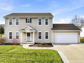706 Bridlewood Lane, Watertown, WI 53094