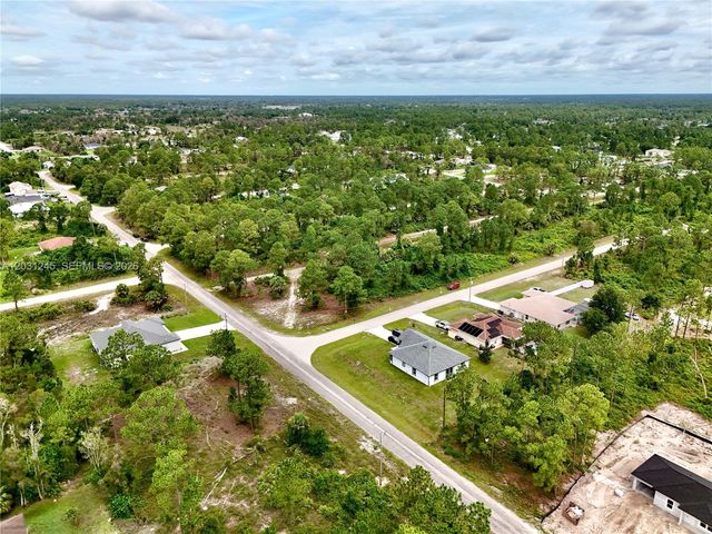 721 PINECASTLE DR, Lehigh Acres, FL 33974