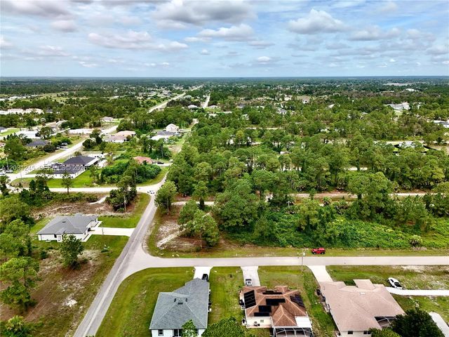 721 PINECASTLE DR, Lehigh Acres, FL 33974