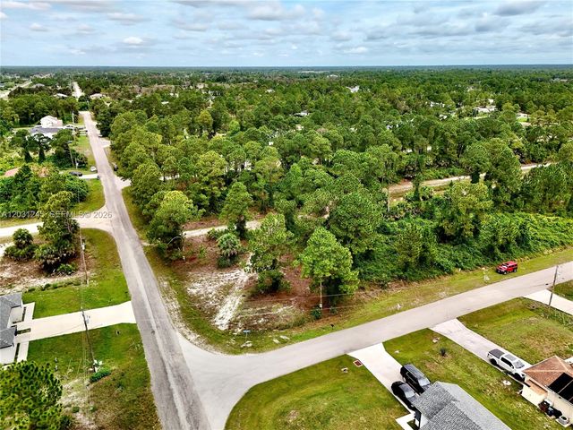 721 PINECASTLE DR, Lehigh Acres, FL 33974