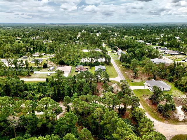 721 PINECASTLE DR, Lehigh Acres, FL 33974