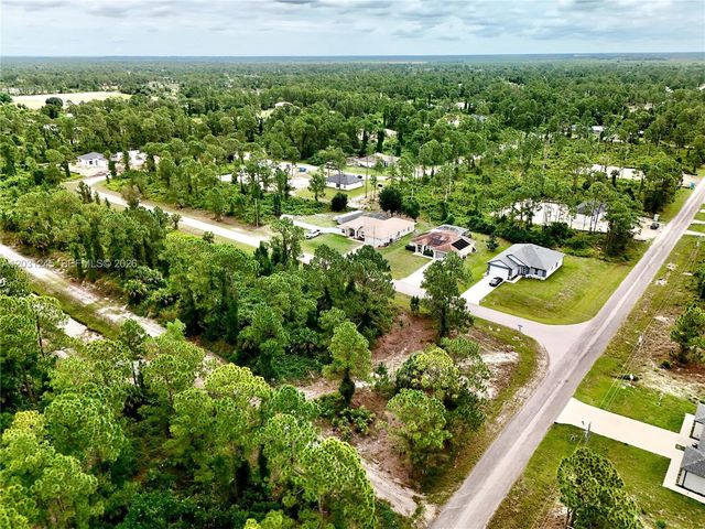 721 PINECASTLE DR, Lehigh Acres, FL 33974
