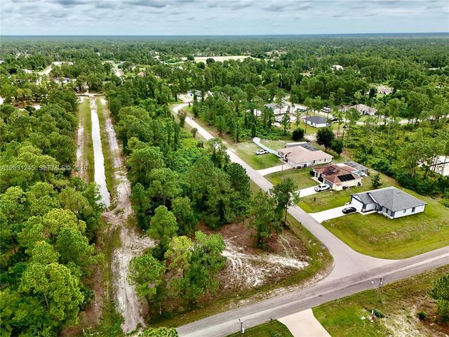 721 PINECASTLE DR, Lehigh Acres, FL 33974
