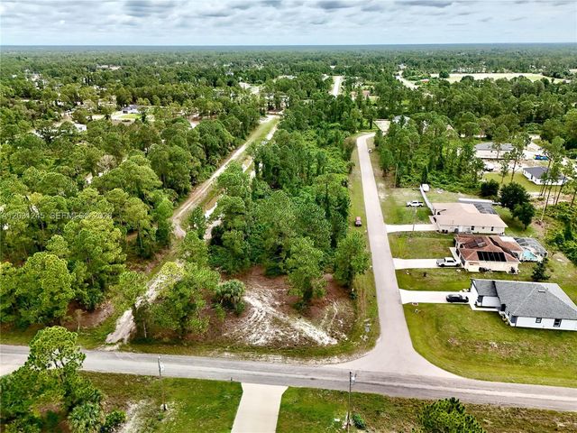 721 PINECASTLE DR, Lehigh Acres, FL 33974
