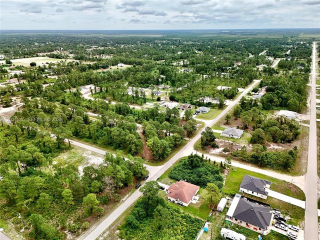 721 PINECASTLE DR, Lehigh Acres, FL 33974