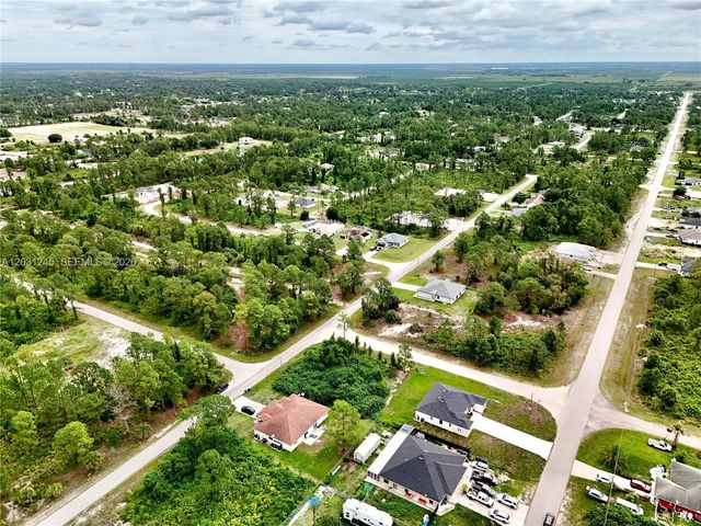 721 PINECASTLE DR, Lehigh Acres, FL 33974