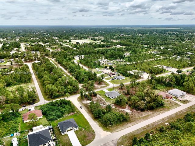 721 PINECASTLE DR, Lehigh Acres, FL 33974