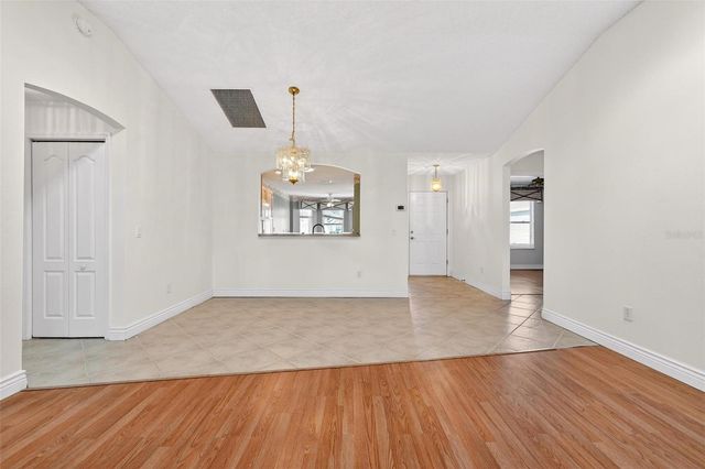 1305 LA ESTRELLITA WAY, The Villages, FL 32162