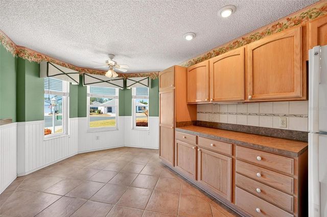 1305 LA ESTRELLITA WAY, The Villages, FL 32162