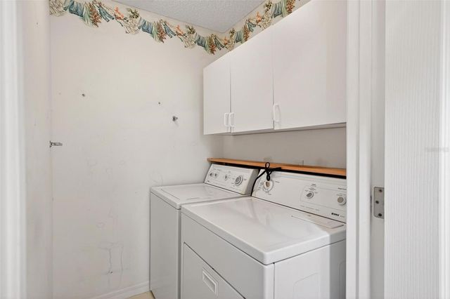 1305 LA ESTRELLITA WAY, The Villages, FL 32162