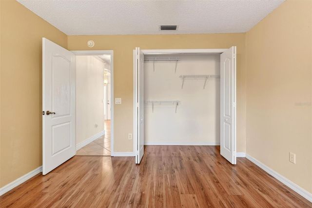 1305 LA ESTRELLITA WAY, The Villages, FL 32162