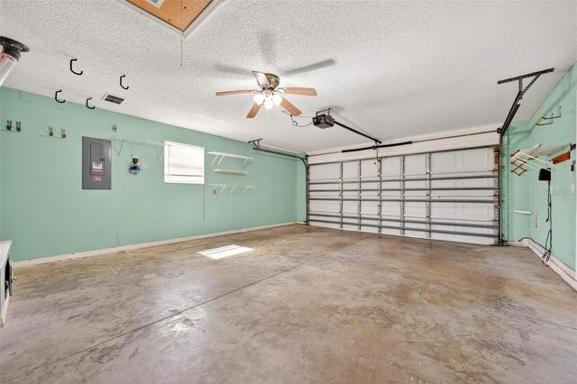 1305 LA ESTRELLITA WAY, The Villages, FL 32162