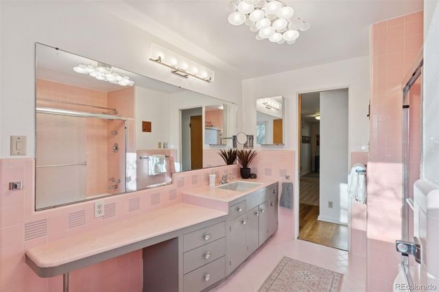 17 Hillside Drive, Wheat Ridge, CO 80215