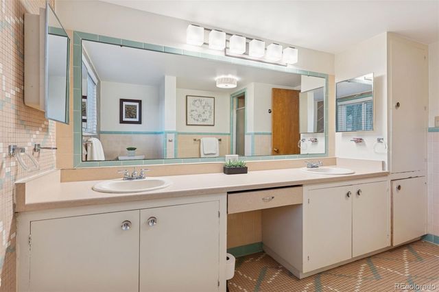 17 Hillside Drive, Wheat Ridge, CO 80215