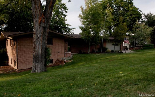 17 Hillside Drive, Wheat Ridge, CO 80215