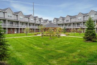 3971 Trailwaycommons Circle, Auburn Hills, MI 48326