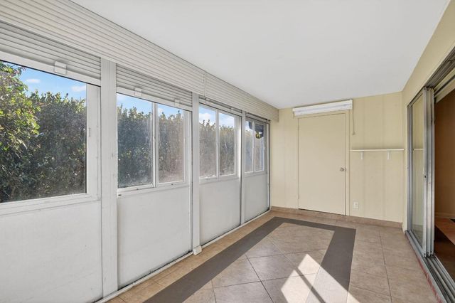 374 Bennington Lane, Lake Worth, FL 33467