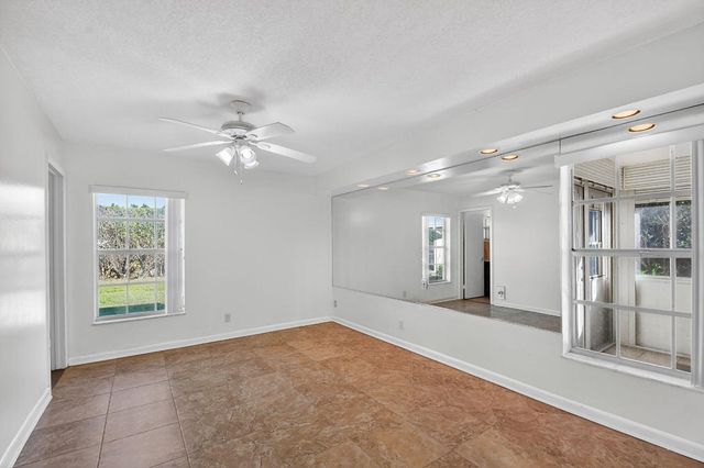 374 Bennington Lane, Lake Worth, FL 33467