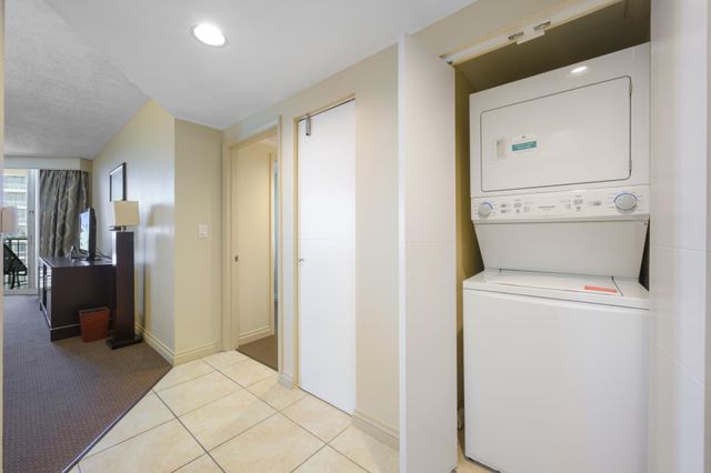17375 Collins Avenue 2406, Sunny Isles Beach, FL 33160