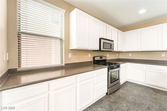 8324 Mesa Bloom Street, North Las Vegas, NV 89085